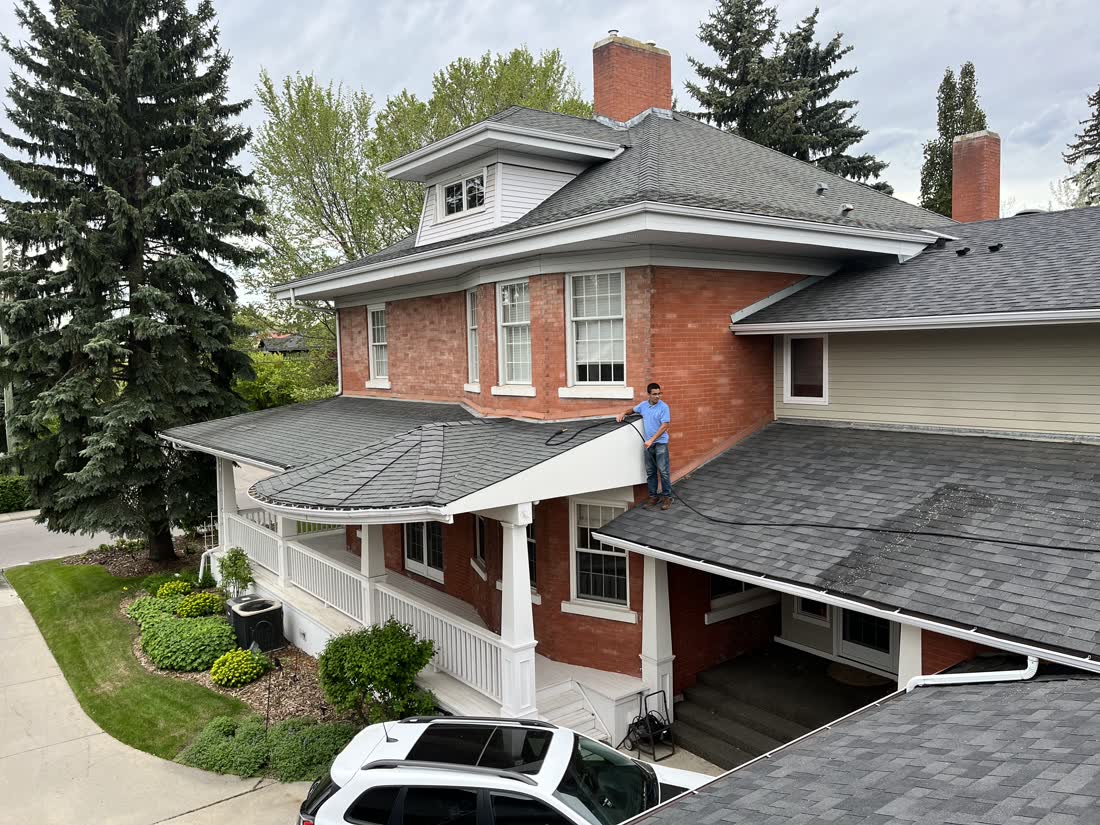 SudBuds window cleaning in Calgary