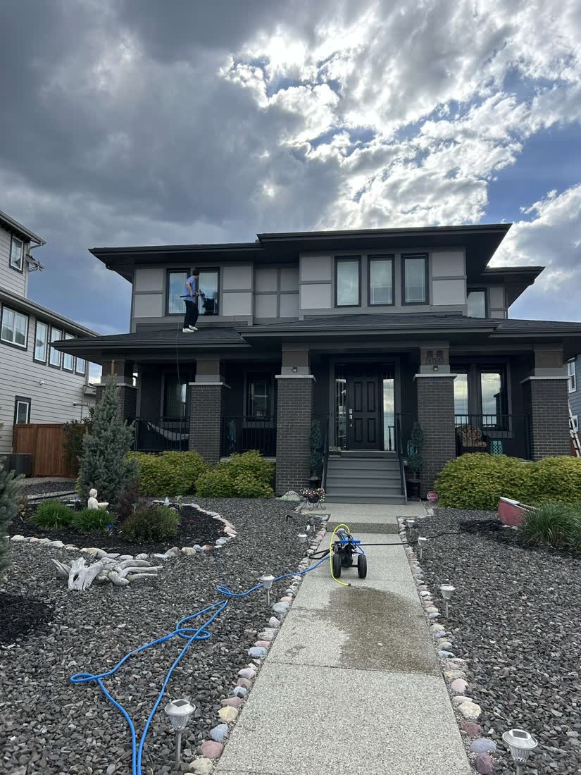 SudBuds window cleaning in Calgary