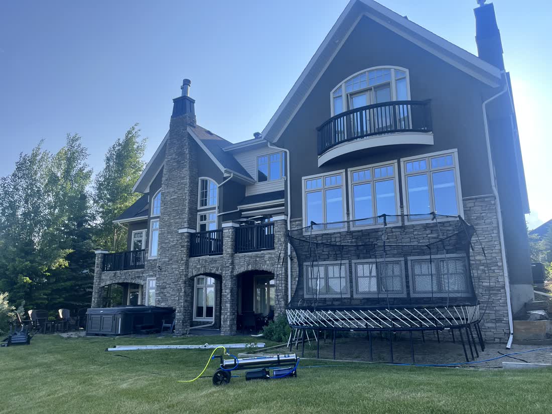 SudBuds window cleaning in Calgary