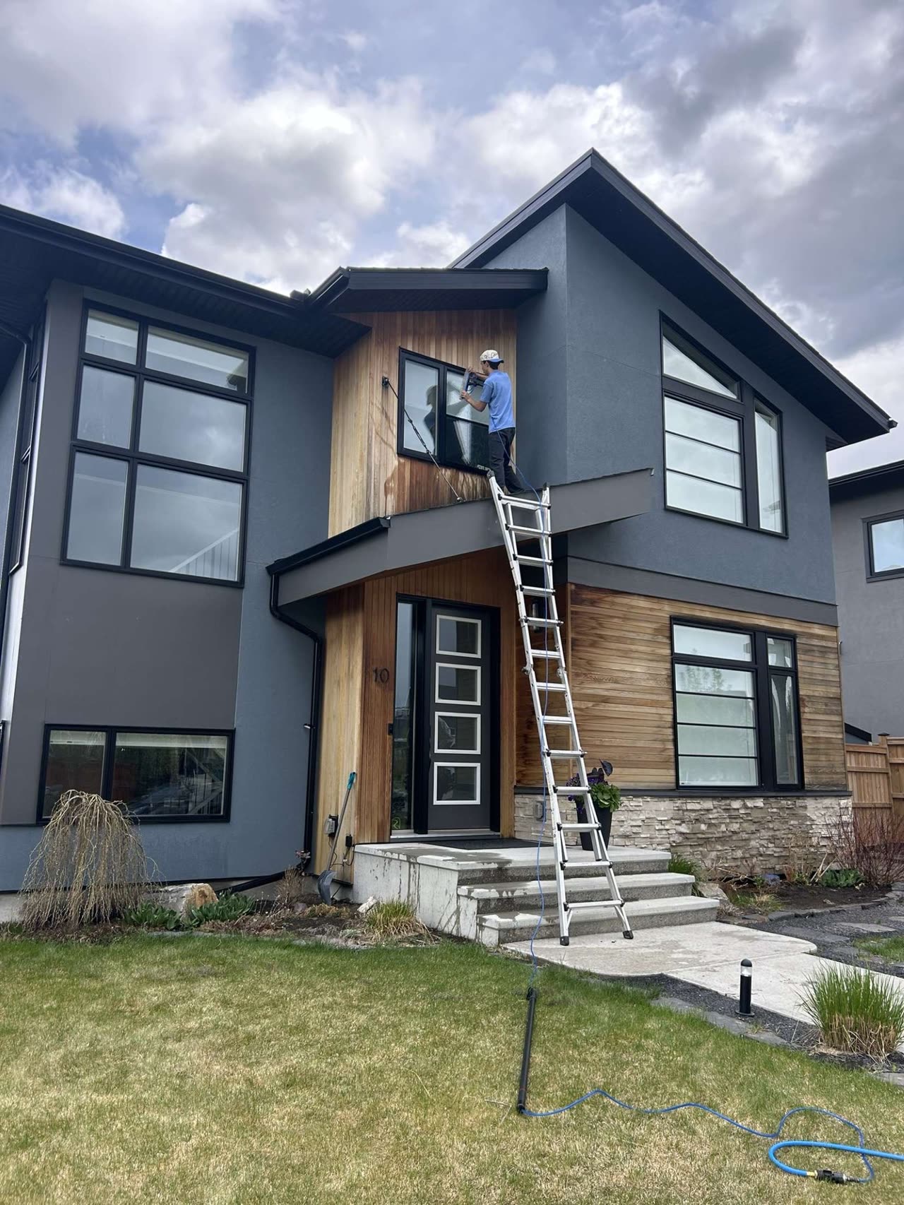 Water-Fed Pole vs Ladder Window Cleaning: Safer & Cleaner?