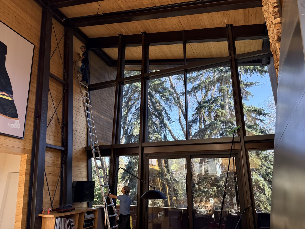 Interior vs Exterior Window Cleaning: What’s the Difference?